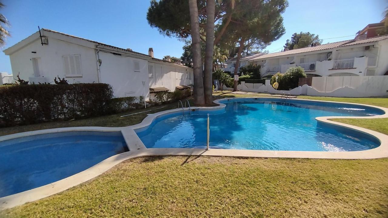 Casas Blancas Salou Villa Екстериор снимка